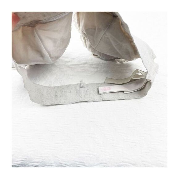 BUY 1 GET 1 FREE Victorias Secret lace bralette white small halter padded no wir - Picture 2 of 8